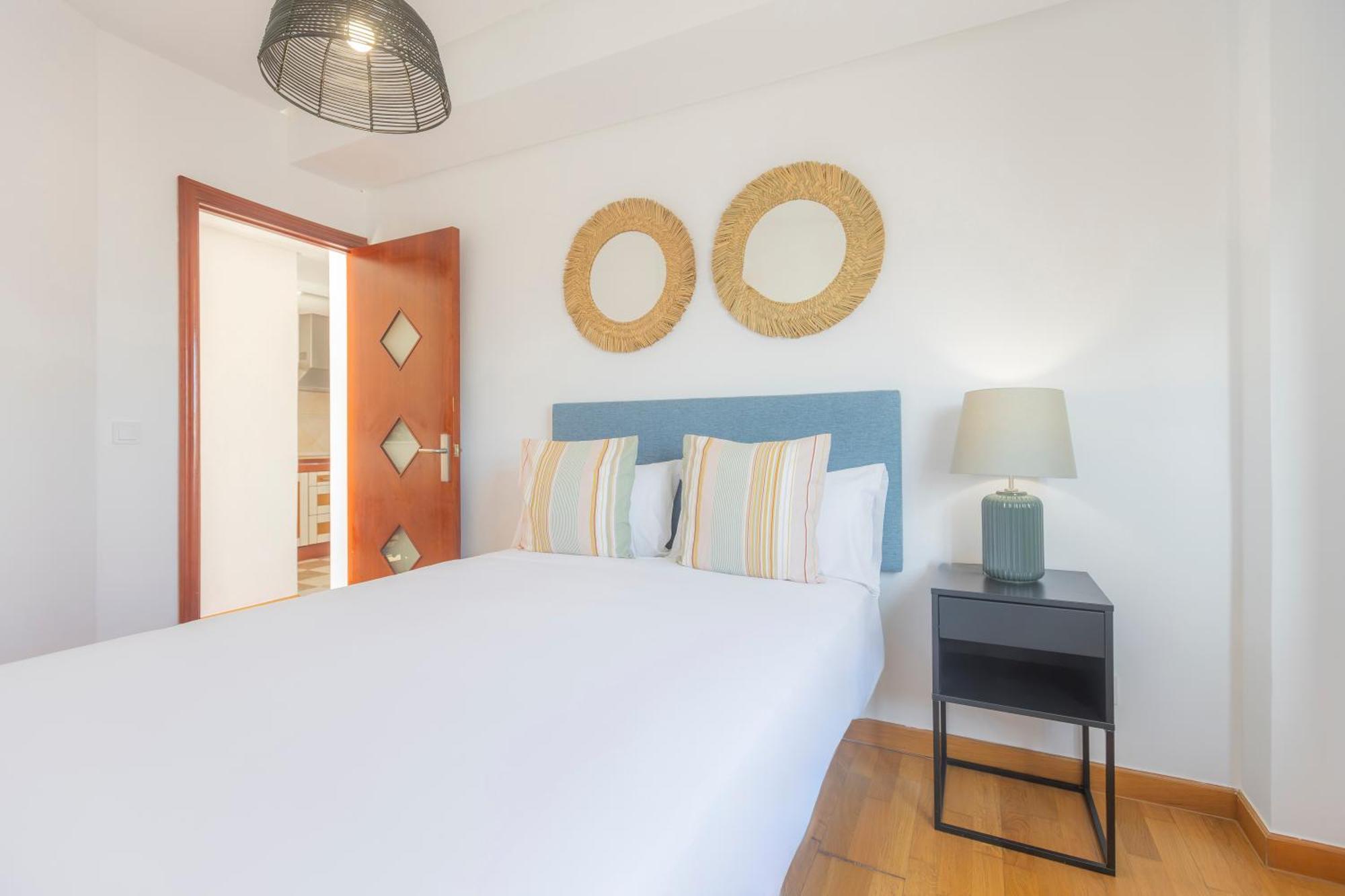 Apartamentos Moon Dreams Puerto El Puerto de Santa María Kültér fotó
