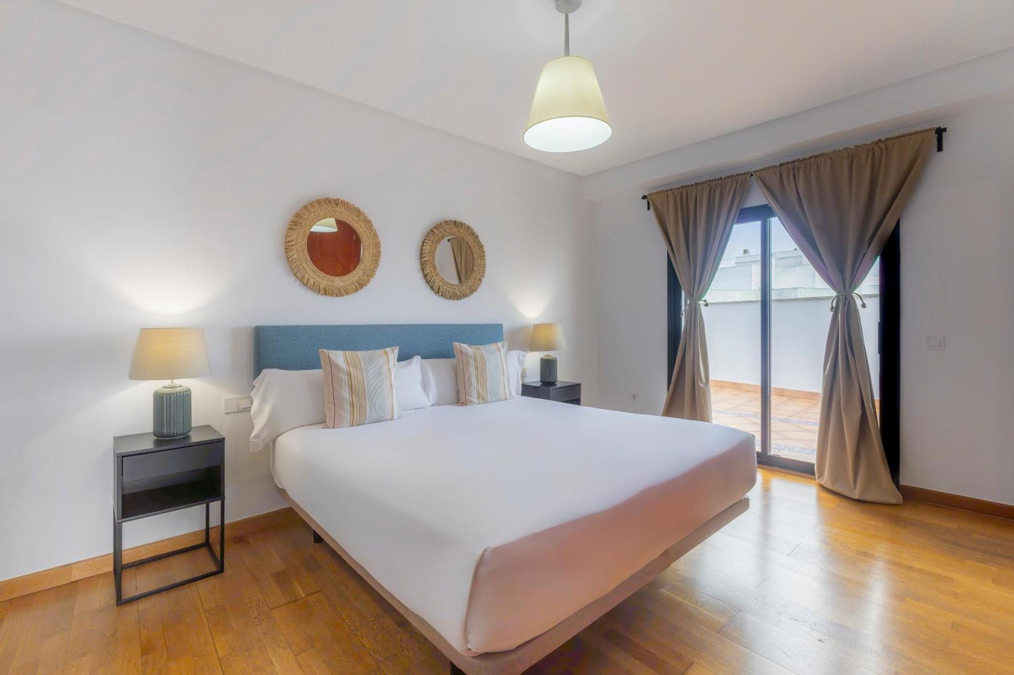 Apartamentos Moon Dreams Puerto El Puerto de Santa María Kültér fotó