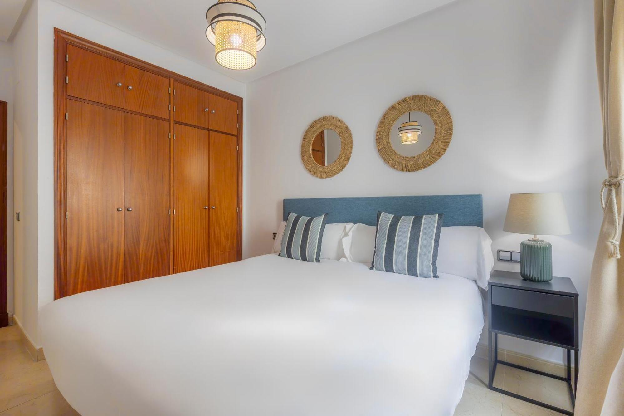 Apartamentos Moon Dreams Puerto El Puerto de Santa María Kültér fotó